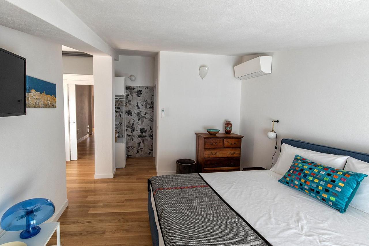 Bed and Breakfast Bisu Isola Di SantʼAntìoco Exterior foto